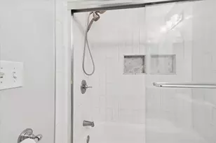 23675 Stonehenge Blvd, Novi, MI 48375 - Photo 30