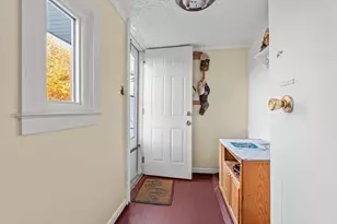 401 W 3rd St, Buchanan, MI 49107 - Photo 2