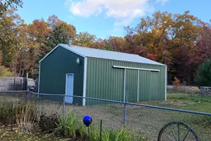 586 Terry St, Muskegon, MI 49442 - Photo 26