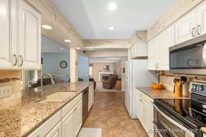 2526 Birchcrest Drive SE, Grand Rapids, MI 49506 - Photo 18