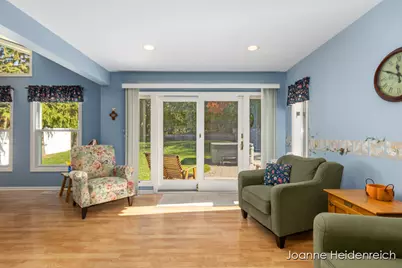 2526 Birchcrest Drive SE, Grand Rapids, MI 49506 - Photo 14
