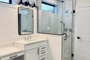 16420 Sleepy Hollow Dr, Fenton, MI 48430 - Photo 24