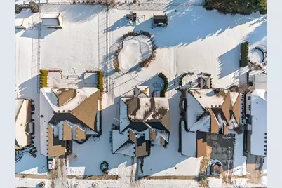 47376 Hidden Meadows Drive, Macomb, MI 48044 - Photo 34