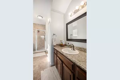 47376 Hidden Meadows Drive, Macomb, MI 48044 - Photo 16