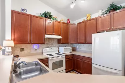 8183 Autumn Woods Trail, Ypsilanti, MI 48198 - Photo 6
