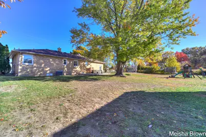 655 E Ellis Road, Norton Shores, MI 49441 - Photo 40