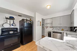 655 E Ellis Rd, Norton Shores, MI 49441 - Photo 16