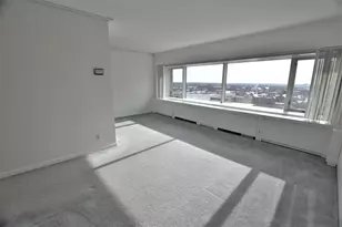 555 E William St, Ann Arbor, MI 48104 - Photo 2