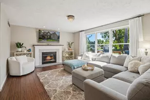 727 Tanbark Dr, Dimondale, MI 48821 - Photo 10