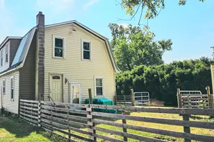 945 N Summit St, Morenci, MI 49256 - Photo 2