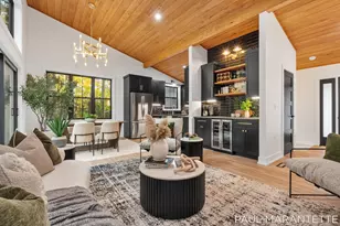 9421 Lakeview Ct, West Olive, MI 49460 - Photo 14