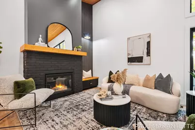 9421 Lakeview Court, West Olive, MI 49460 - Photo 12