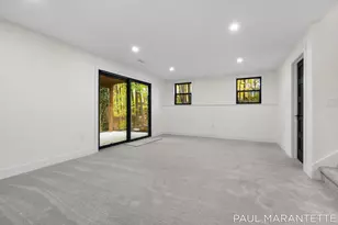 9421 Lakeview Ct, West Olive, MI 49460 - Photo 38