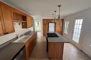 109 2nd St, Holly, MI 48442 - Photo 8