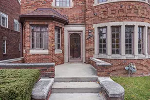 18468 Pennington Dr, Detroit, MI 48221 - Photo 2