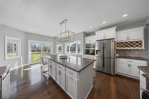 10914 Doves Point, Brighton, MI 48114 - Photo 16