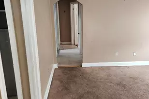 20529 Irvington St, Highland Park, MI 48203 - Photo 6