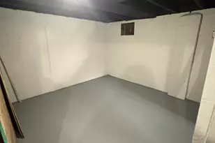 15714 Novara St, Detroit, MI 48205 - Photo 12