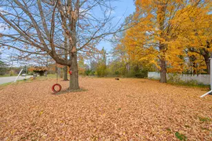 1055 W Michigan Ave W, Battle Creek, MI 49037 - Photo 32