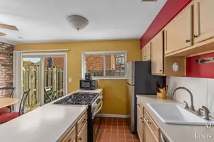 1878 Georgetown Dr SE, Grand Rapids, MI 49506 - Photo 8