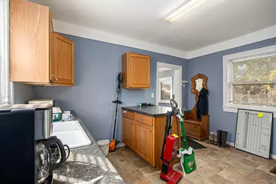 1132 E Crosstown Parkway, Kalamazoo, MI 49001 - Photo 12