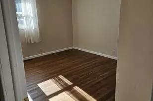 284 E Sternberg Rd, Norton Shores, MI 49441 - Photo 4