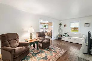 7150 Greenes Dr, Jackson, MI 49201 - Photo 12