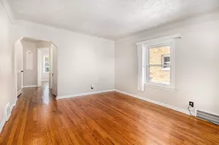 21824 Colony St, Saint Clair Shores, MI 48080 - Photo 6