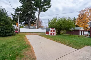 1151 W Dale Ave, Muskegon, MI 49441 - Photo 46