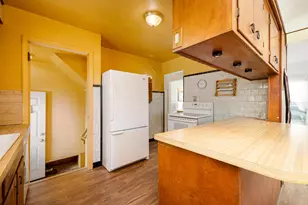 1042 Champaign Rd, Lincoln Park, MI 48146 - Photo 6