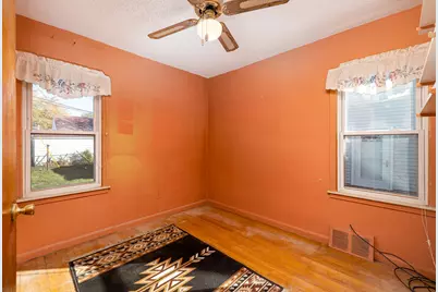 1042 Champaign Road, Lincoln Park, MI 48146 - Photo 14