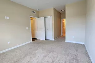 5643 Arbor Chase Dr, Ann Arbor, MI 48103 - Photo 12