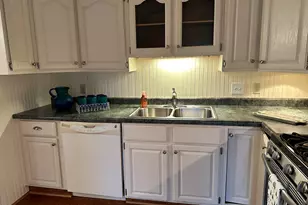 307 N Ferry St, Ludington, MI 49431 - Photo 18