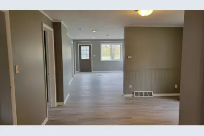 726 N Lafayette Street, Greenville, MI 48838 - Photo 6