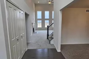 10606 Vly Vw Dr, Saline, MI 48176 - Photo 4