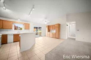 7635 Hessler Dr NE, Rockford, MI 49341 - Photo 4