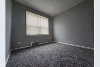4506 Syracuse Street, Dearborn Heights, MI 48125 - Photo 12