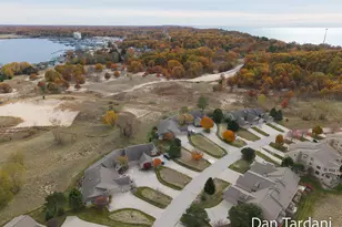 1648 E Harbour Towne Cir, Muskegon, MI 49441 - Photo 54