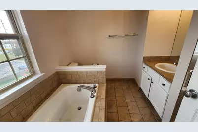 1574 Kessler Avenue, Keego Harbor, MI 48320 - Photo 18