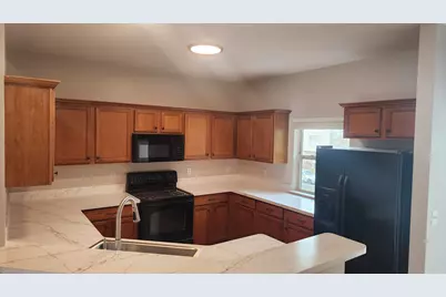 1574 Kessler Avenue, Keego Harbor, MI 48320 - Photo 8