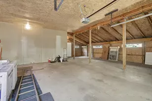 229 E Howard City Edmore Rd, Edmore, MI 48829 - Photo 10