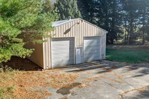 229 E Howard City Edmore Rd, Edmore, MI 48829 - Photo 30