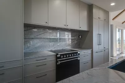 2526 Lakeshore Drive, Fennville, MI 49408 - Photo 14