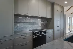 2526 Lakeshore Dr, Fennville, MI 49408 - Photo 14