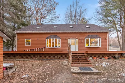 10352 N Athey Avenue, Harrison, MI 48625 - Photo 2