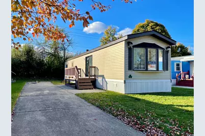 3900 W Jefferson Avenue, Trenton, MI 48183 - Photo 1