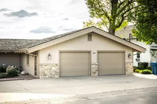 564 Lake Dr, Coldwater, MI 49036 - Photo 2