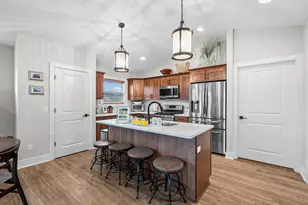 720 Janelle Ct, Portage, MI 49024 - Photo 10