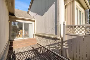 29470 Cove Creek Ln, Farmington Hills, MI 48334 - Photo 18