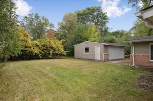 29484 Spring Hill Dr, Southfield, MI 48076 - Photo 36